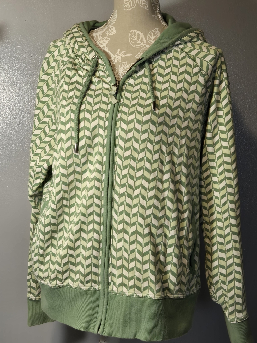 Old Navy Green and Cream Hoodie